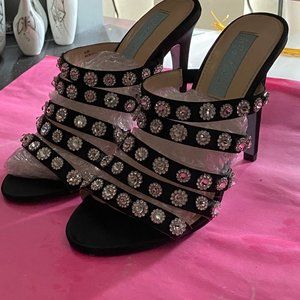 Betset Johnson Heels